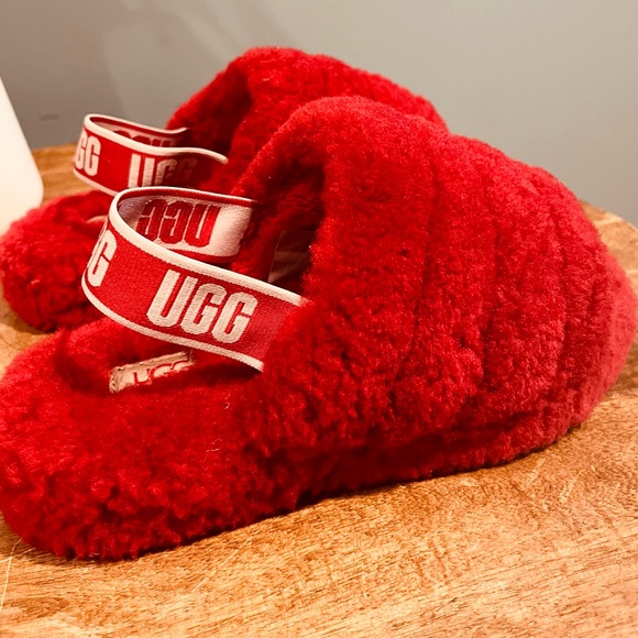 EUC UGG GIRLS SANDALS - Picture 6 of 9